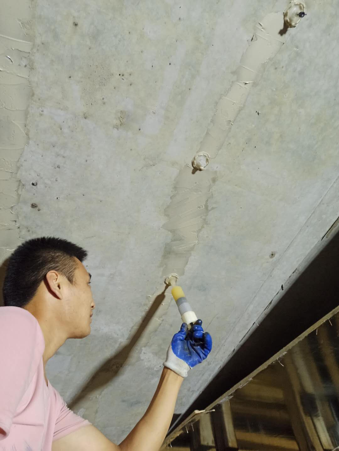 丹东房屋墙体裂缝施工方法